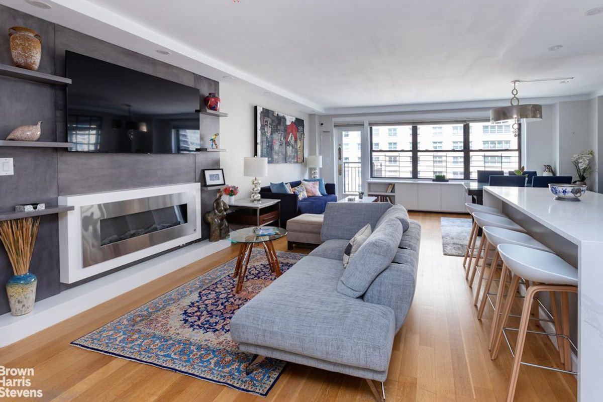 Photo for Lincoln Towers - 140 West End Avenue Condominium in Upper West Side, Manhattan