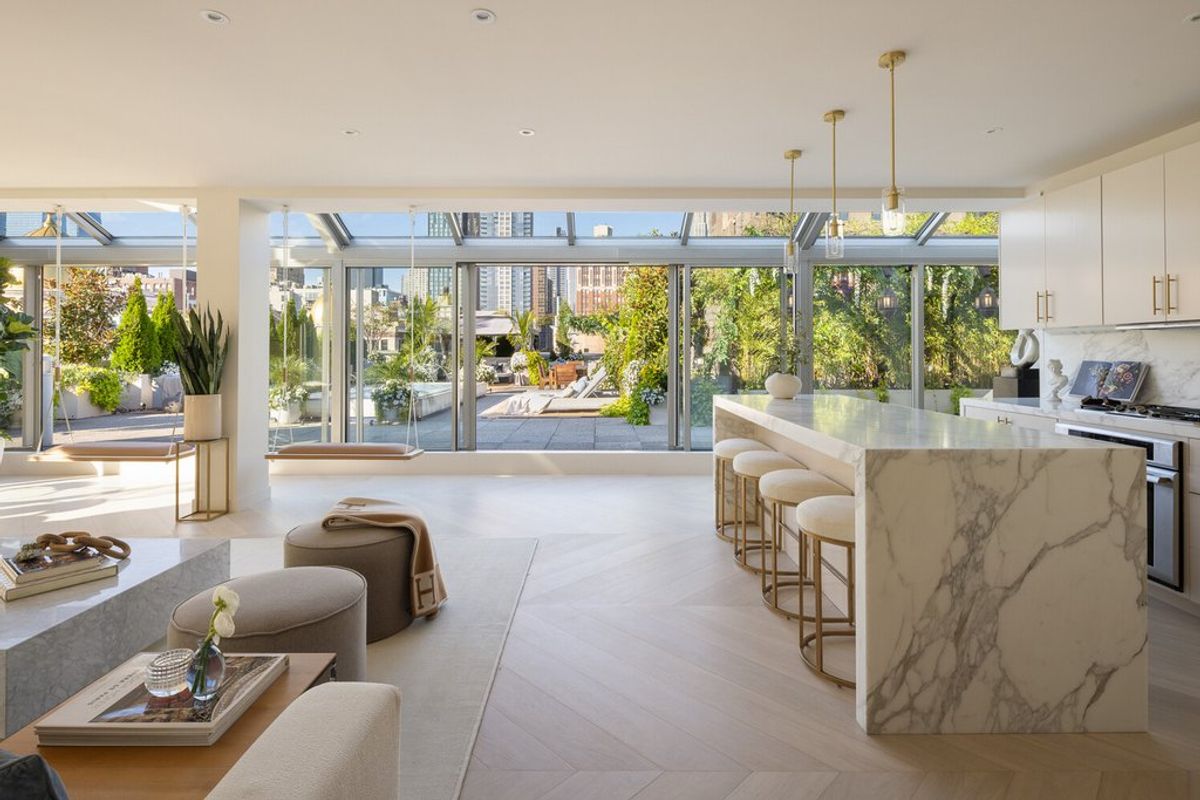 Photo for  The Cammeyer  - 650 AVENUE OF THE AMER Condominium in Flatiron, Manhattan