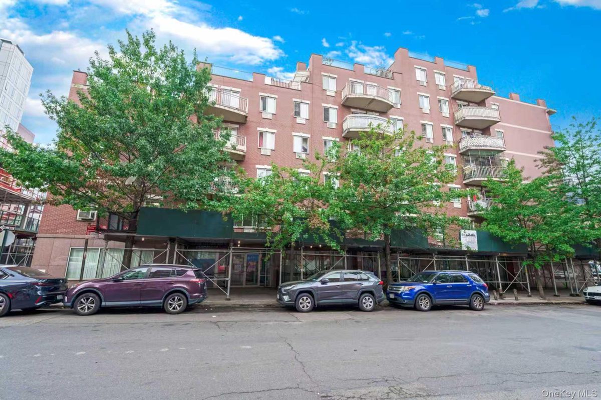 Photo for 35-06 LEAVITT STREET - 35-06 Leavitt Street Condominium in Flushing, Queens