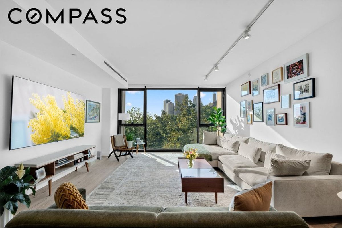 Photo for Pierhouse at Brooklyn Bridge Park - 90 Furman Street Condominium in DUMBO, Brooklyn