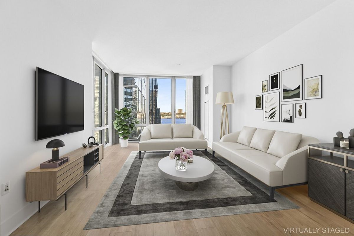 Photo for 10 West End Avenue - 10 West End Avenue Condominium in Midtown West, Manhattan