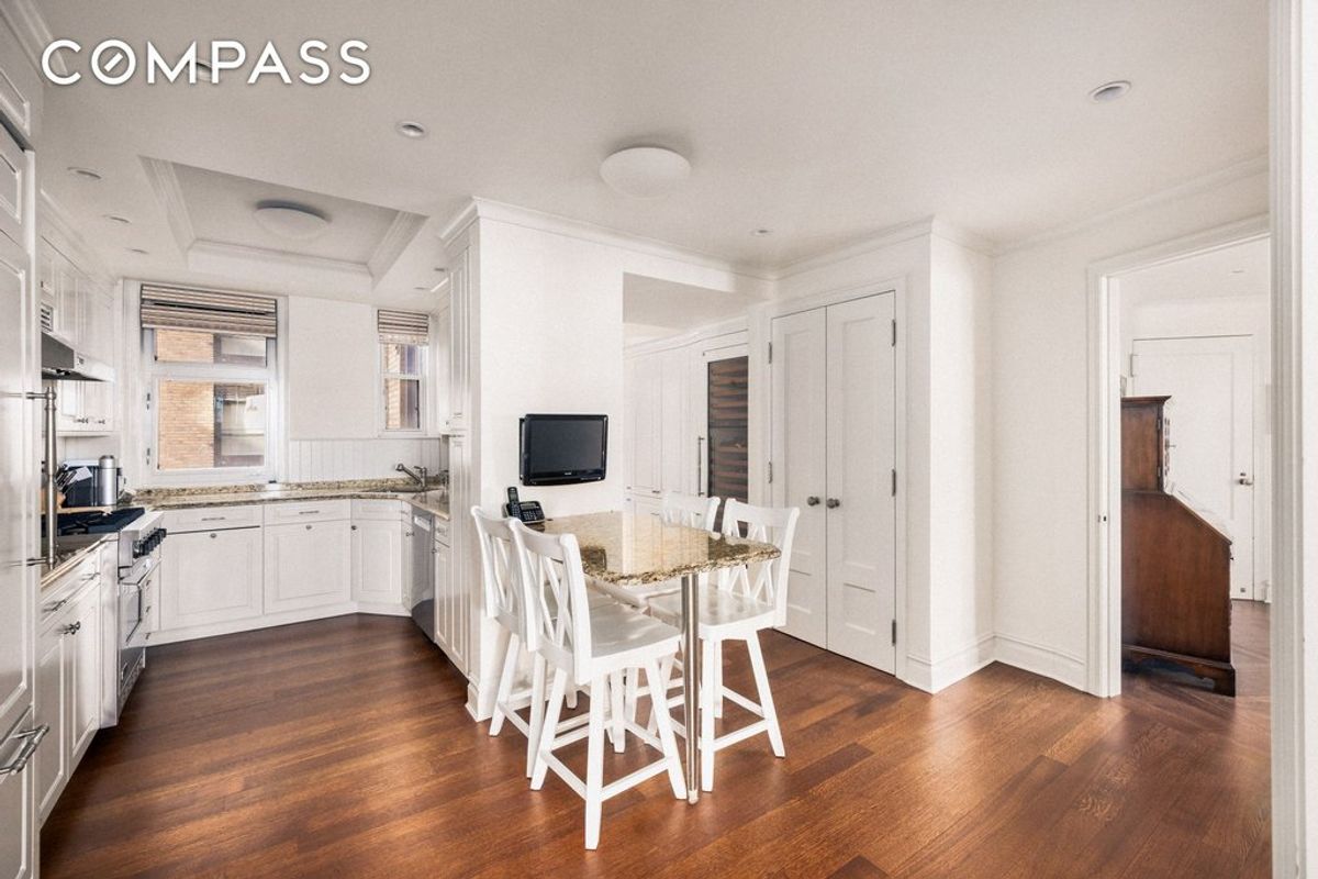 Photo for  33 Riverside Drive  - 33 RIVERSIDE DRIVE Cooperative in Upper West Side, Manhattan