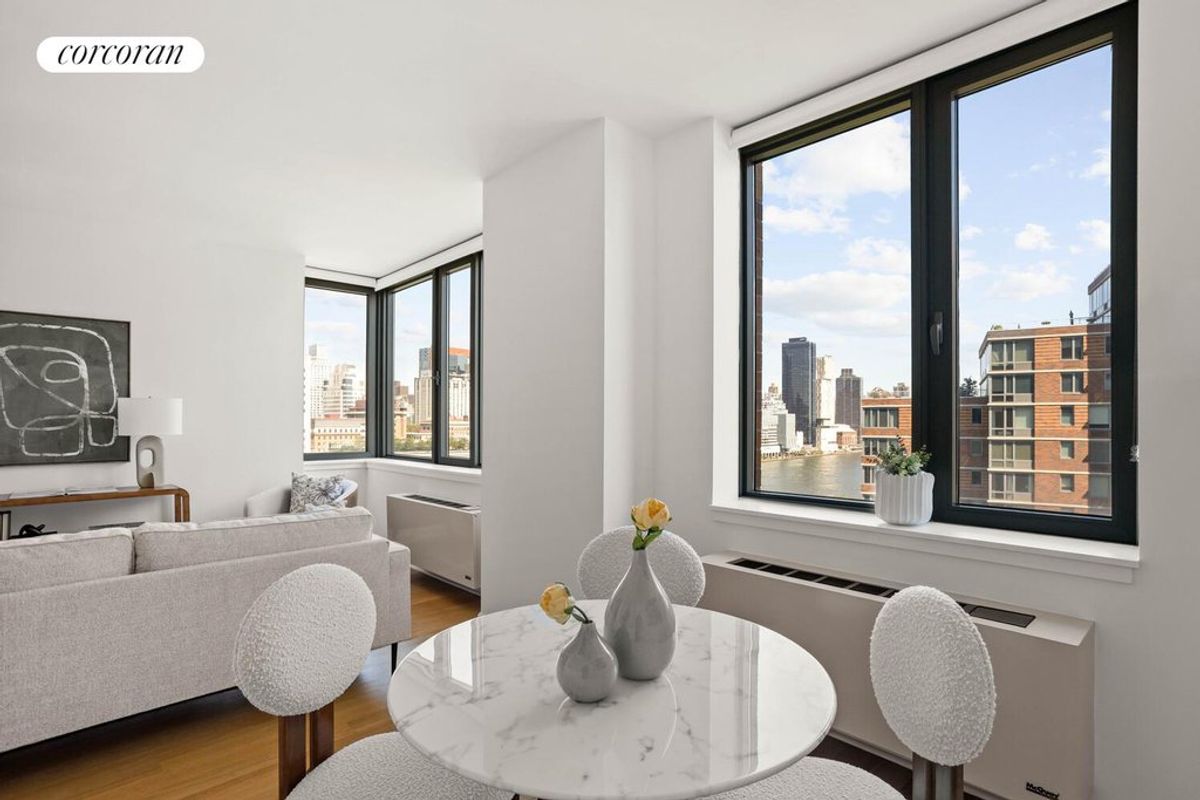 Photo for 425 MAIN STREET - 425 Main Street Condominium in Roosevelt Island, Manhattan