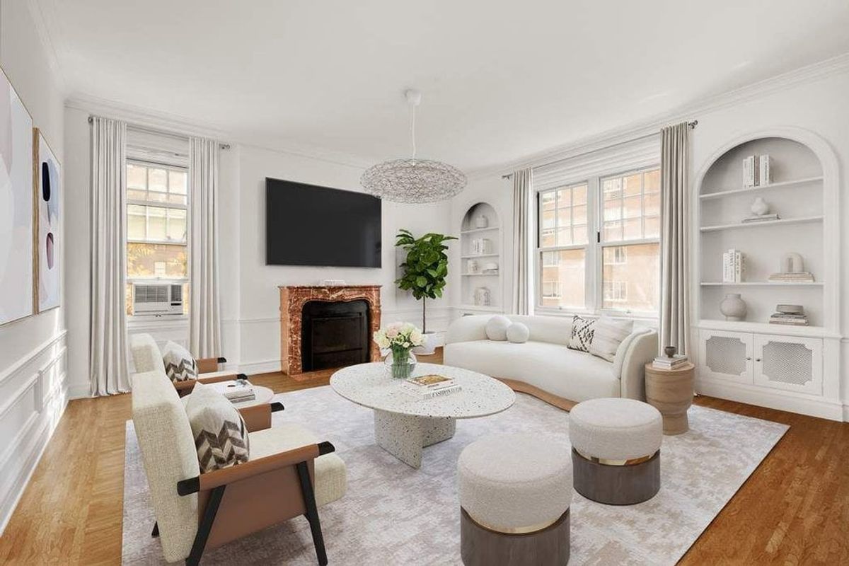 Photo for 150 East 72nd Street - 150 East 72nd Street Condominium in Lenox Hill, Manhattan