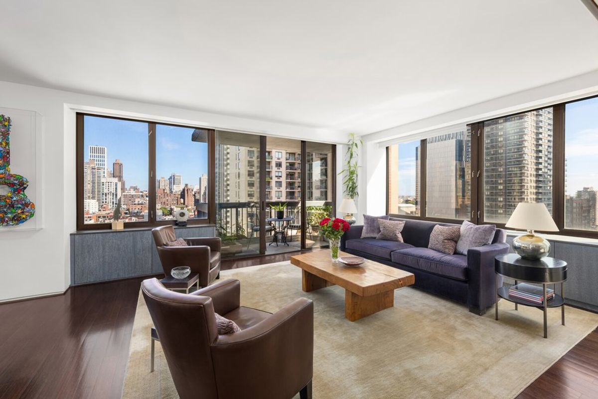 Photo for The Oxford - 422 East 72nd Street Condominium in Upper East Side, Manhattan