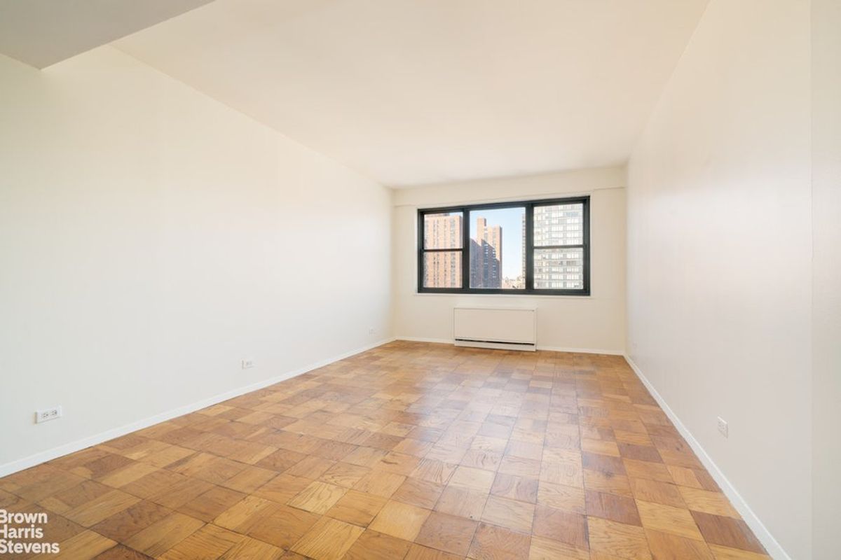Photo for Plymouth Tower - 340 East 93rd Street Cooperative in Upper East Side, Manhattan