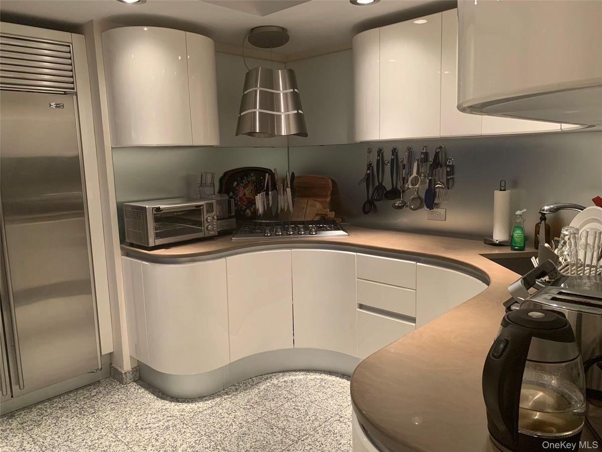 Photo for  The Kingsley  - 400 EAST 70 STREET Condominium in Upper East Side, Manhattan