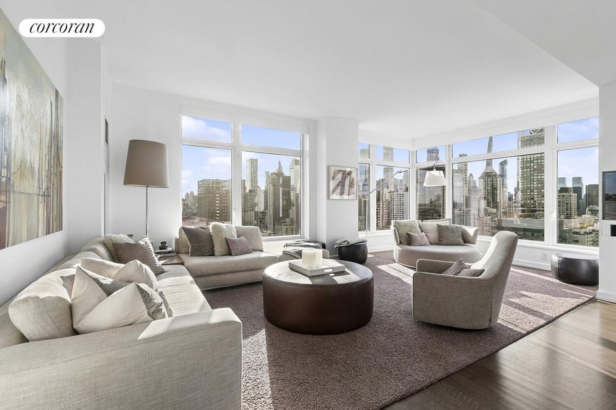Photo for The Laurel - 400 East 67th Street Condominium in Upper East Side, Manhattan
