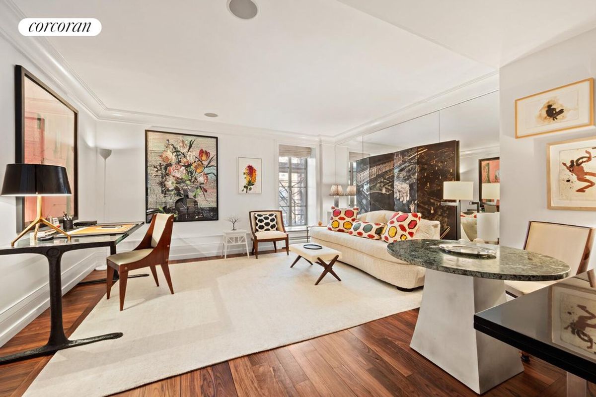 Photo for Barbizon/63 - 140 East 63rd Street Condominium in Upper East Side, Manhattan