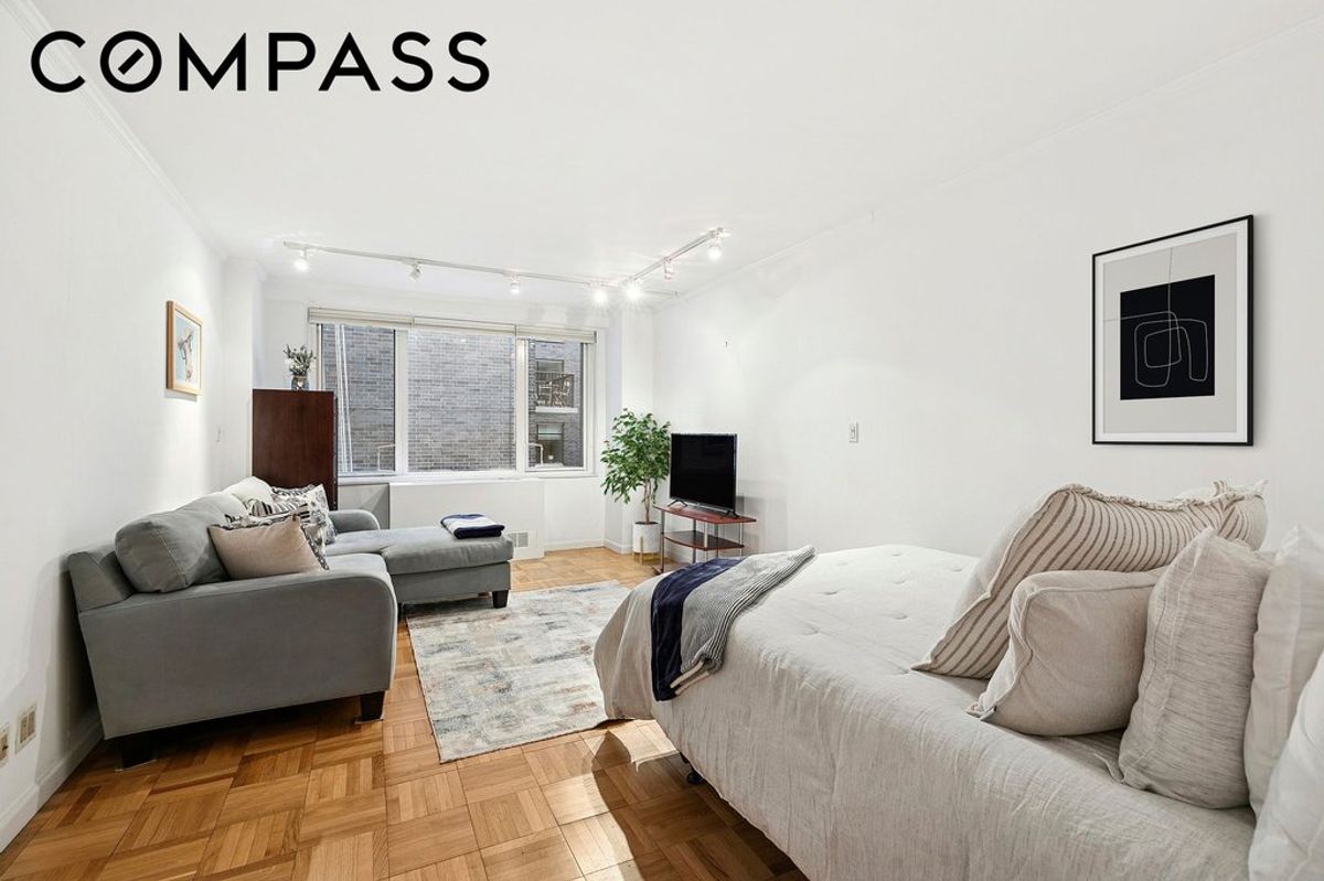 Photo for Gramercy East - 301 East 22nd Street Cooperative in Gramercy Park, Manhattan