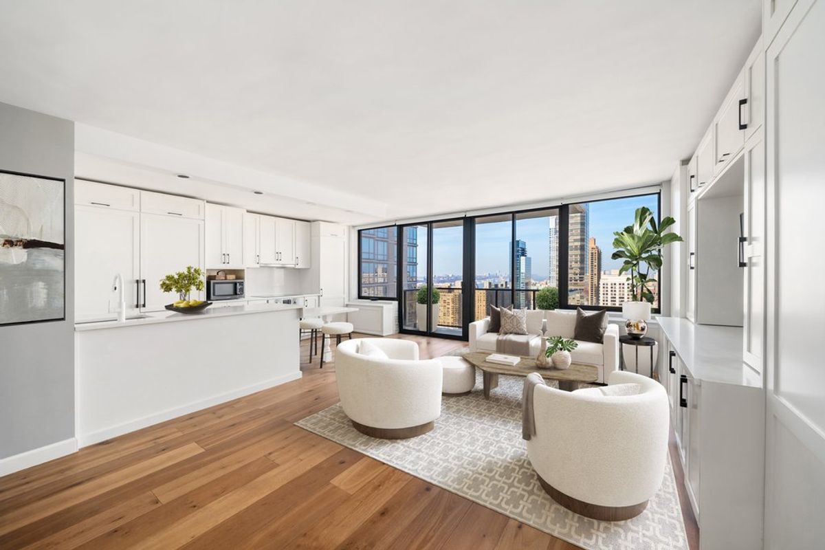 Photo for The Alfred - 161 West 61St Street Condominium in Upper West Side, Manhattan