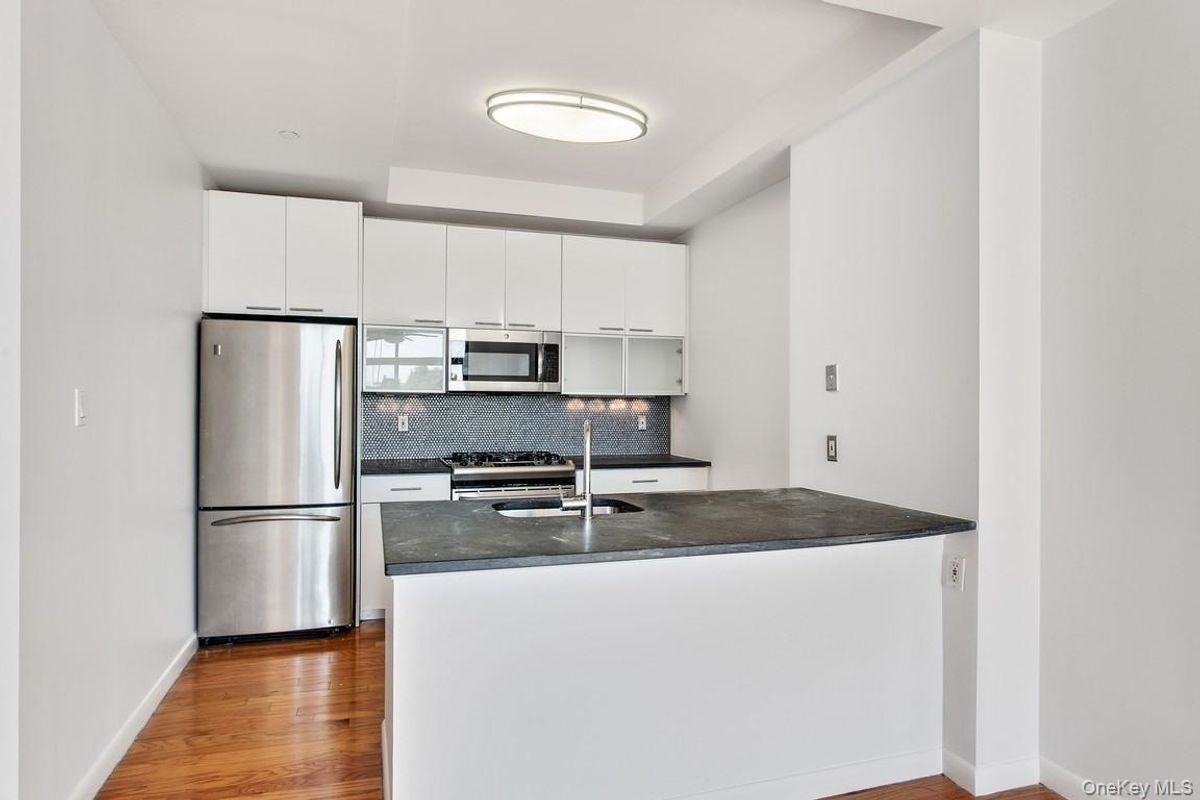 Photo for The Gantry - 48-21 5th Street Condominium in Long Island City, Queens