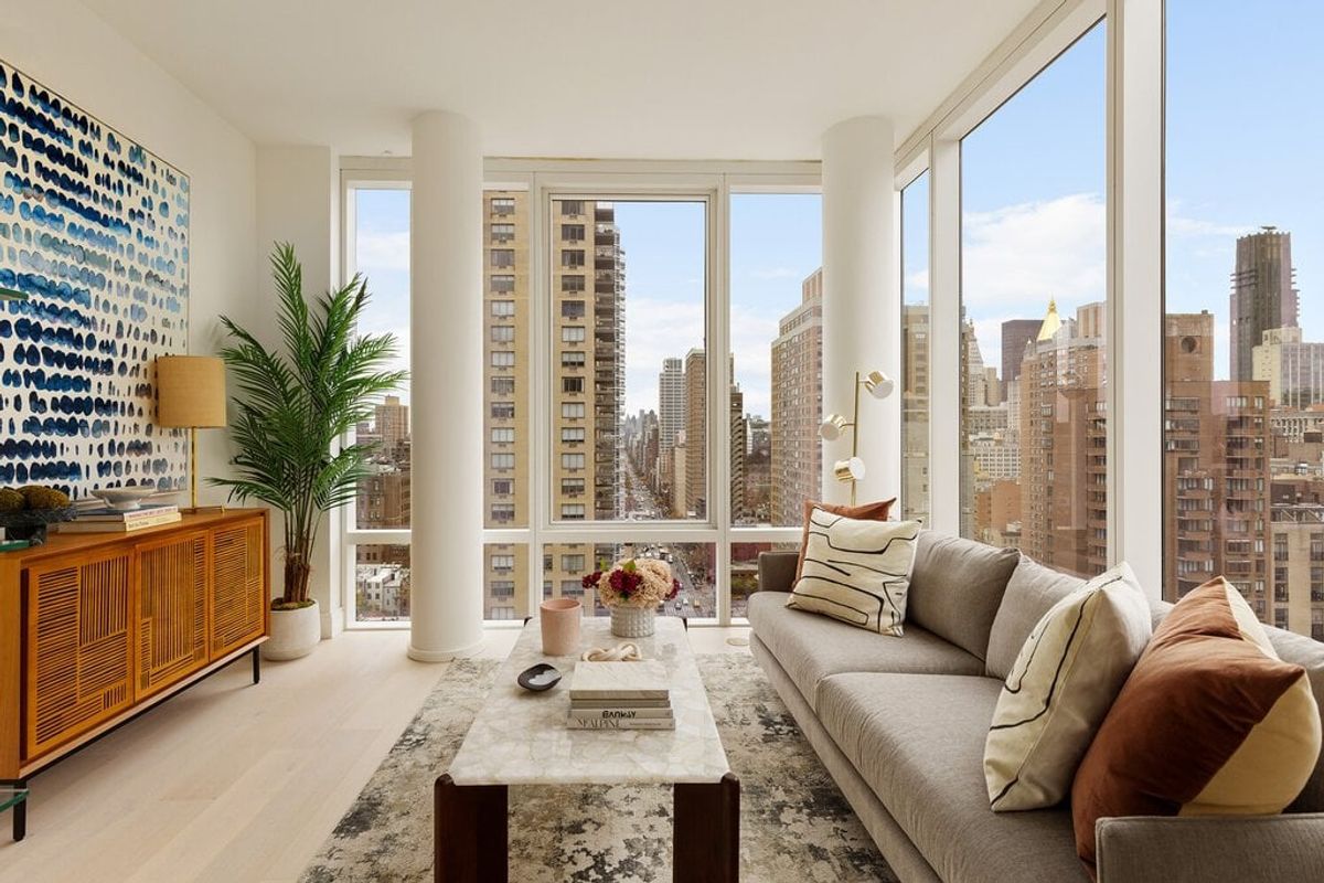 Photo for Eastlight - 501 Third Avenue Condominium in Kips Bay, Manhattan