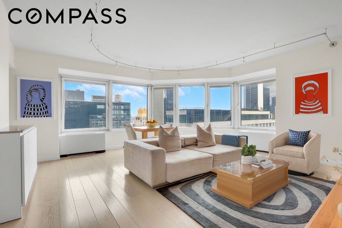 Photo for CitySpire - 150 West 56th Street Condominium in Midtown, Manhattan