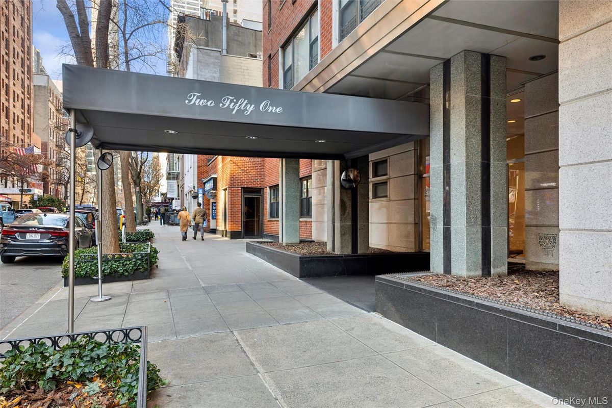 Photo for  251 East 51st Street  - 963 2 AVENUE Cooperative in Midtown East, Manhattan