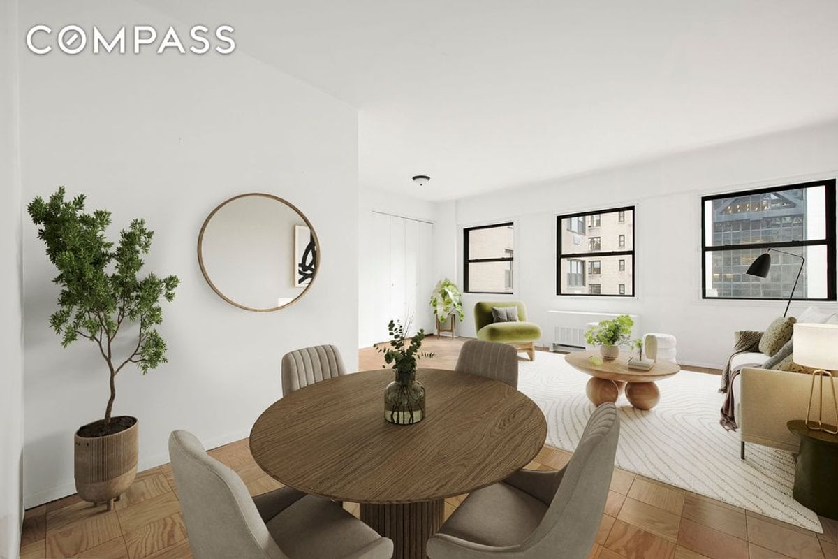 Photo for Tower 58 - 58 West 58th Street Condominium in Midtown, Manhattan