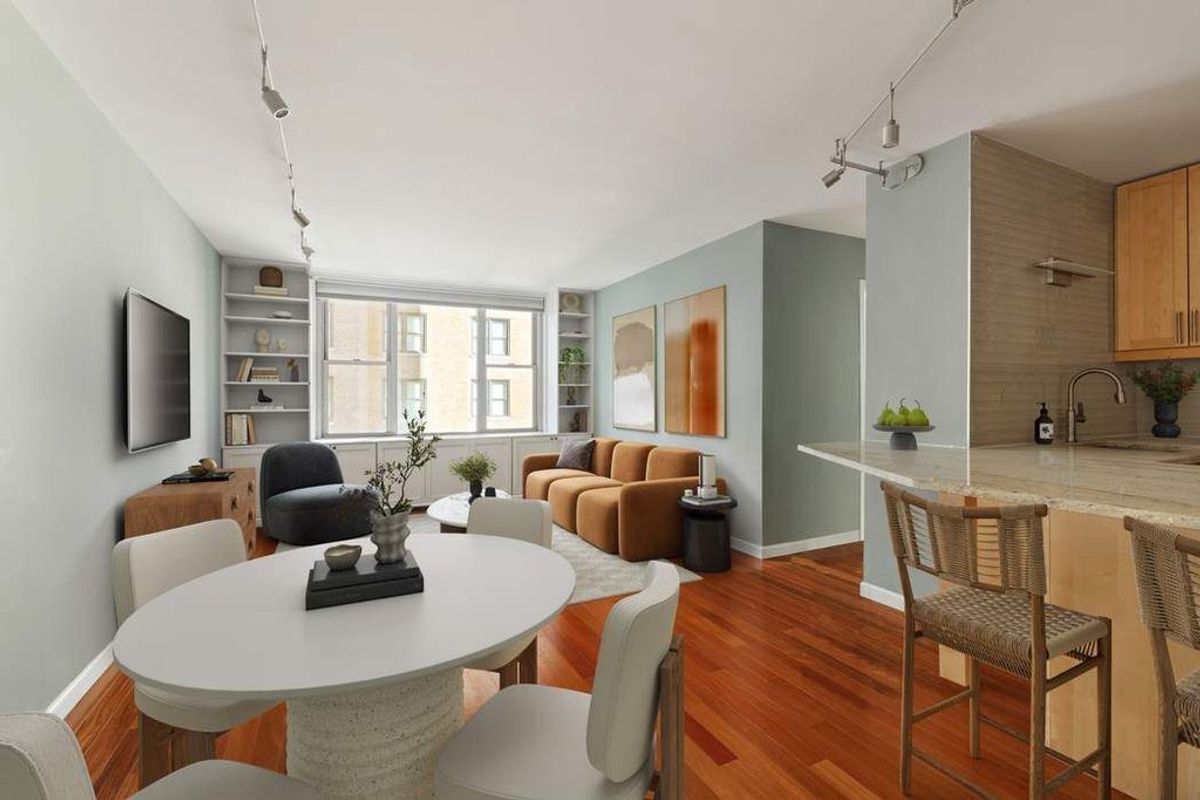 Photo for Carlton Regency - 137 East 36th Street Cooperative in Murray Hill, Manhattan