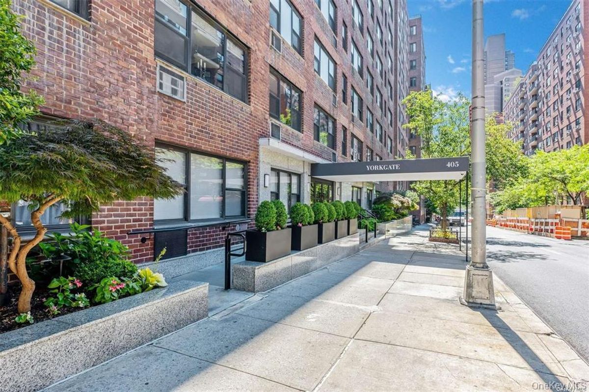 Photo for  Yorkgate  - 405 EAST 63 STREET Cooperative in Upper East Side, Manhattan