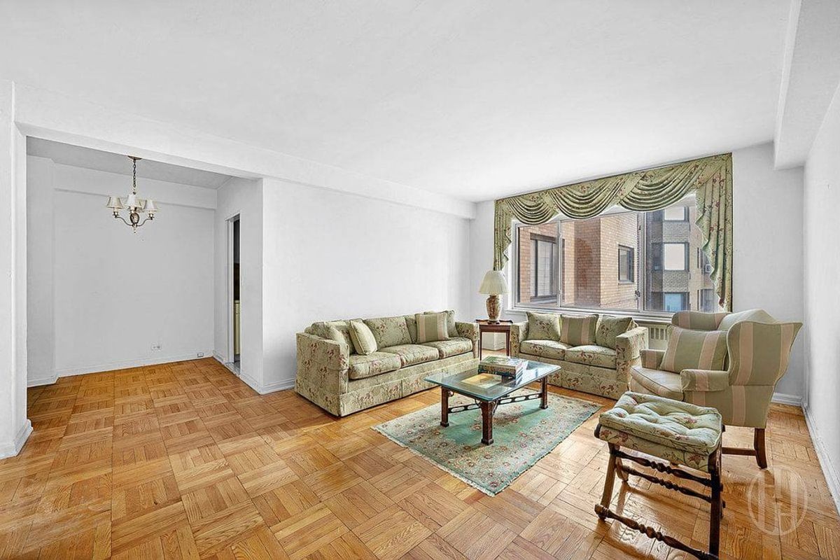 Photo for 45 East End Avenue - 45 East End Avenue Cooperative in Upper East Side, Manhattan