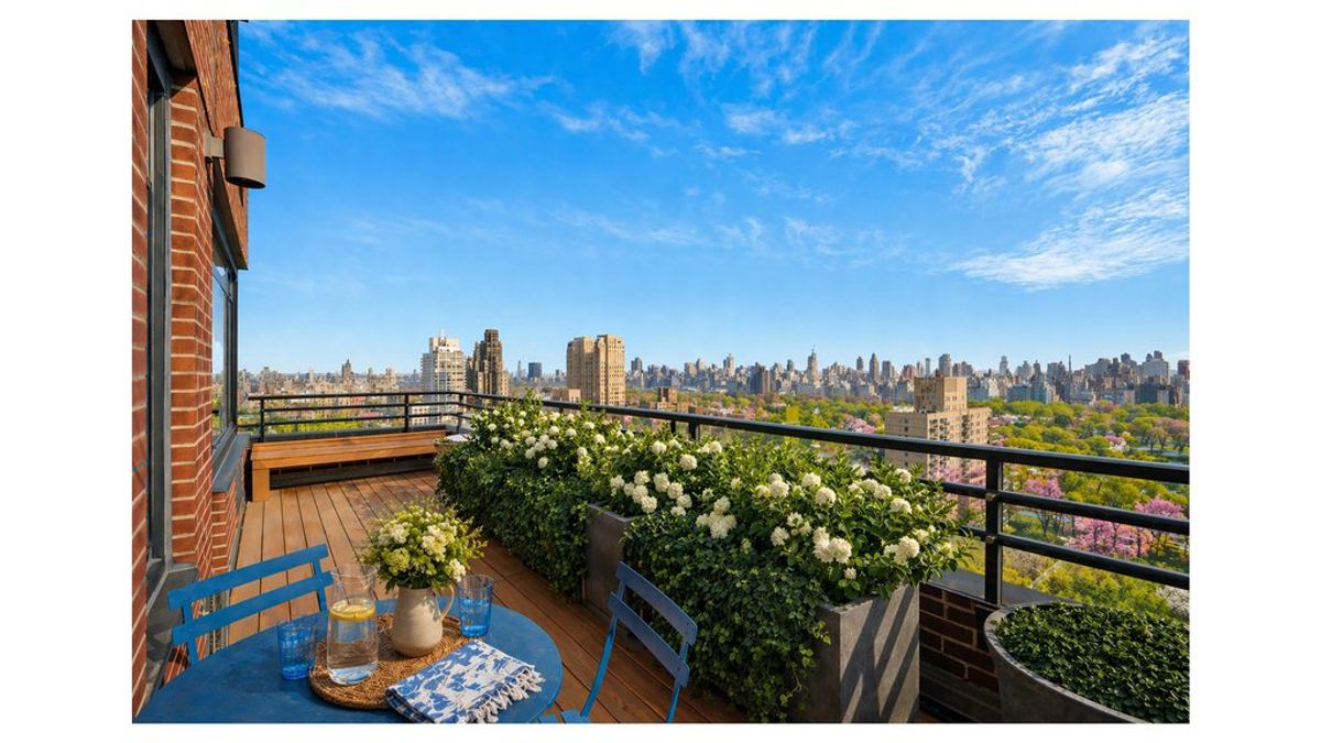Photo for 45 West 67th Street - 45 West 67th Street Condominium in Upper West Side, Manhattan