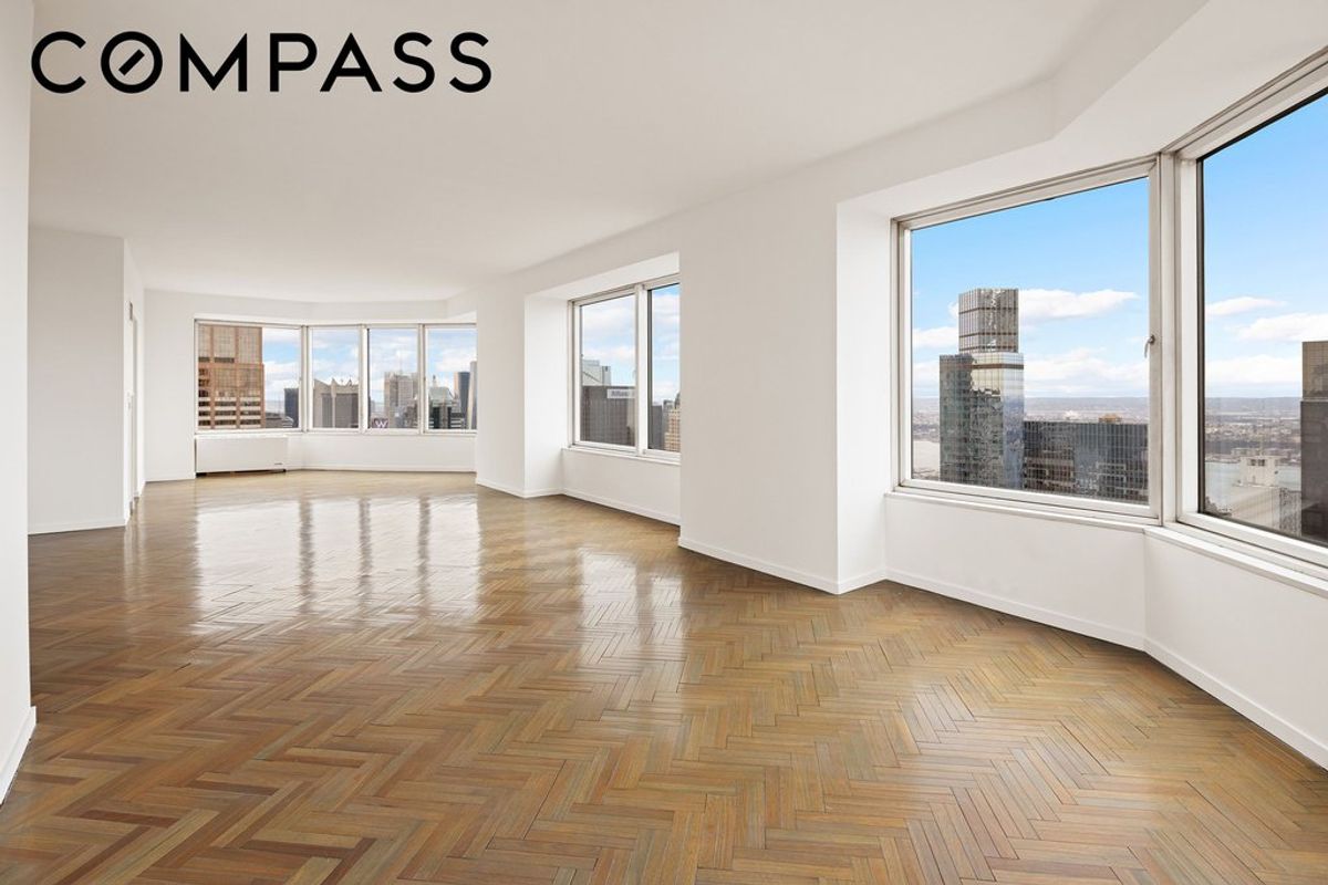 Photo for CitySpire - 150 West 56th Street Condominium in Midtown, Manhattan