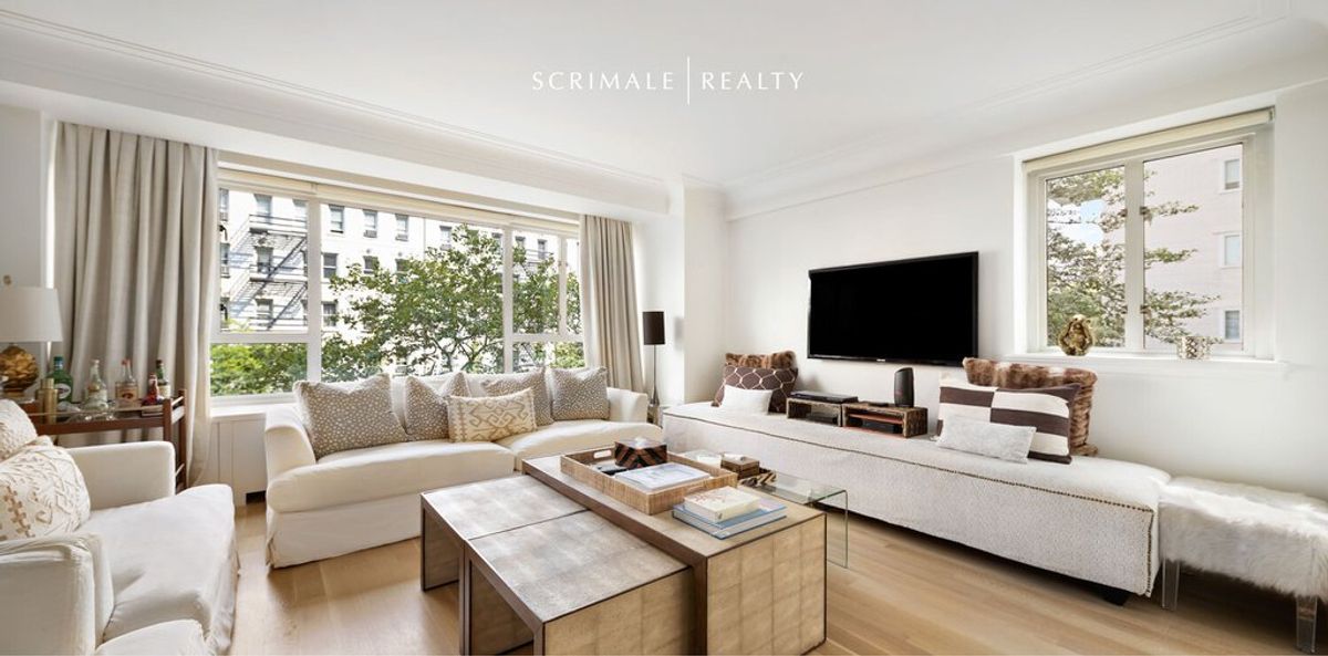 Photo for Manhattan House - 200 East 66th Street Condominium in Upper East Side, Manhattan
