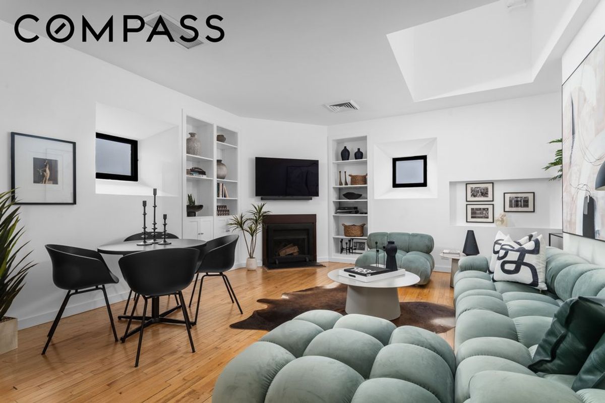 Photo for Astor Court - 2420 Broadway Cooperative in Upper East Side, Manhattan