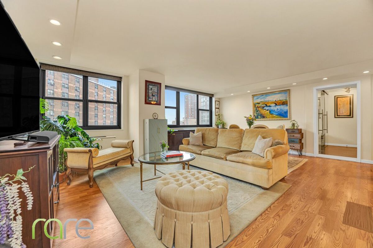 Photo for Plymouth Tower - 340 East 93rd Street Cooperative in Upper East Side, Manhattan