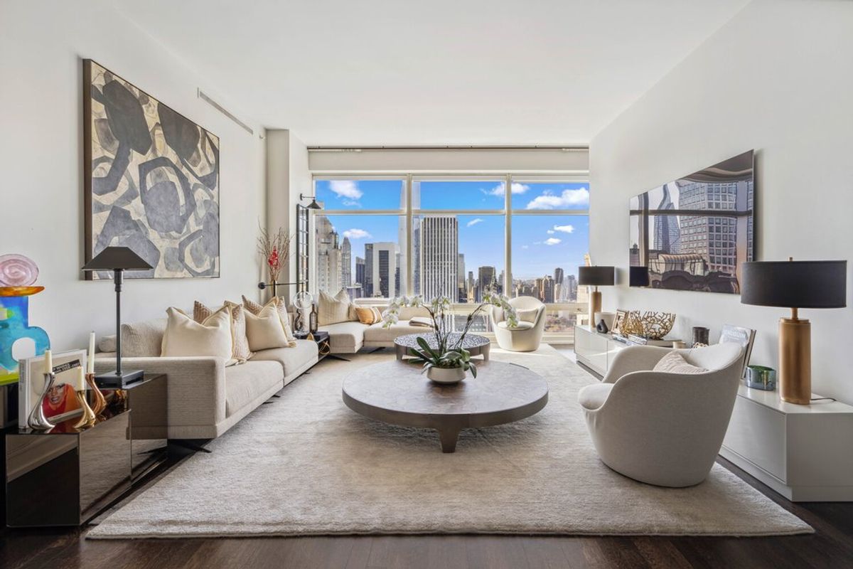Photo for One Beacon Court - 151 East 58th Street Condominium in Midtown East, Manhattan