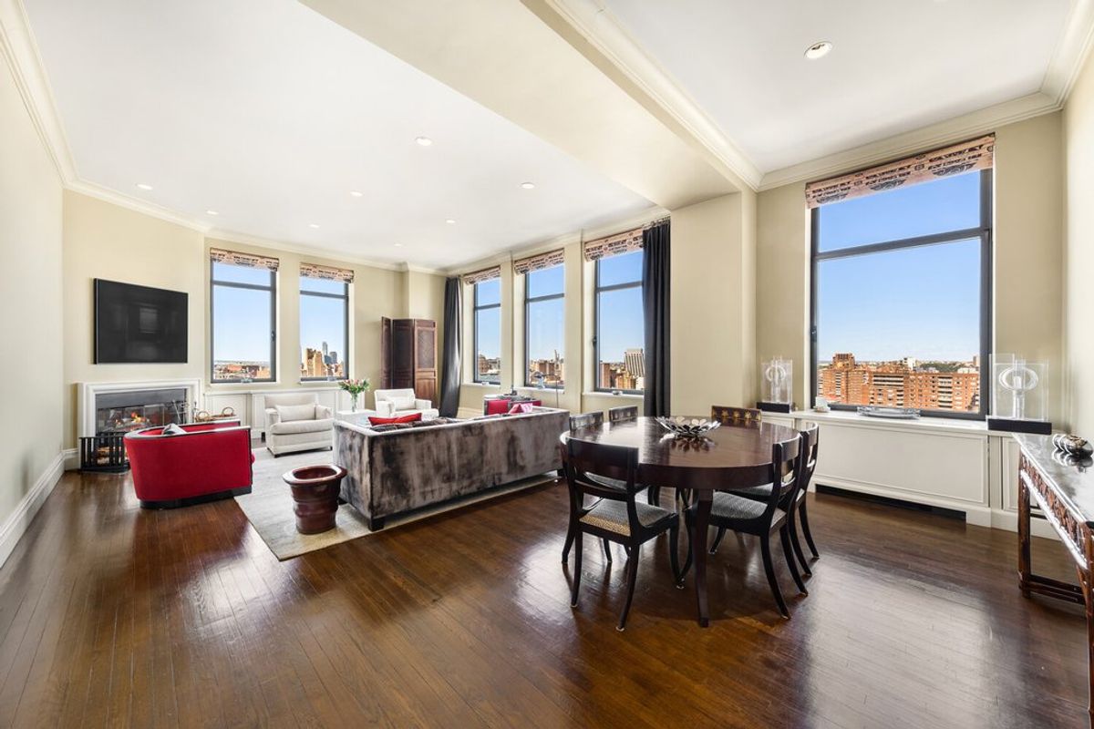 Photo for Chelsea Mercantile - 252 Seventh Avenue Condominium in Chelsea, Manhattan