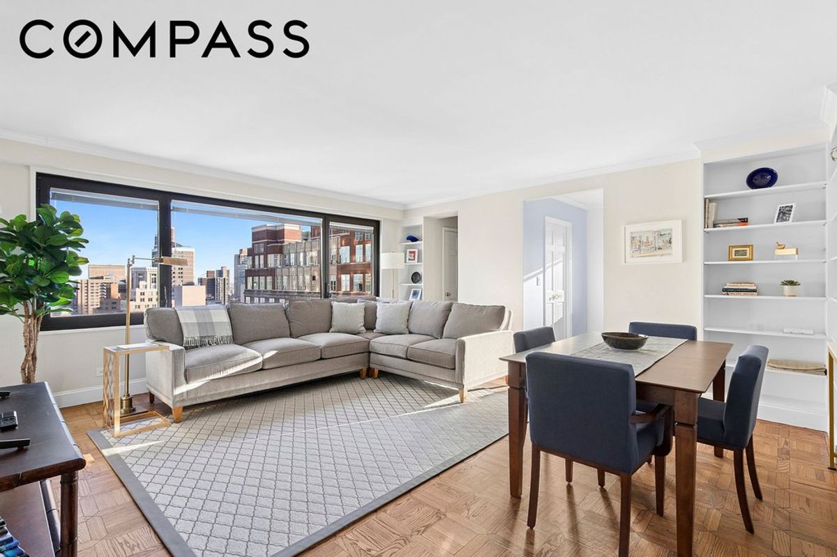 Photo for The Carlton Park - 1065 Park Avenue Cooperative in Upper East Side, Manhattan