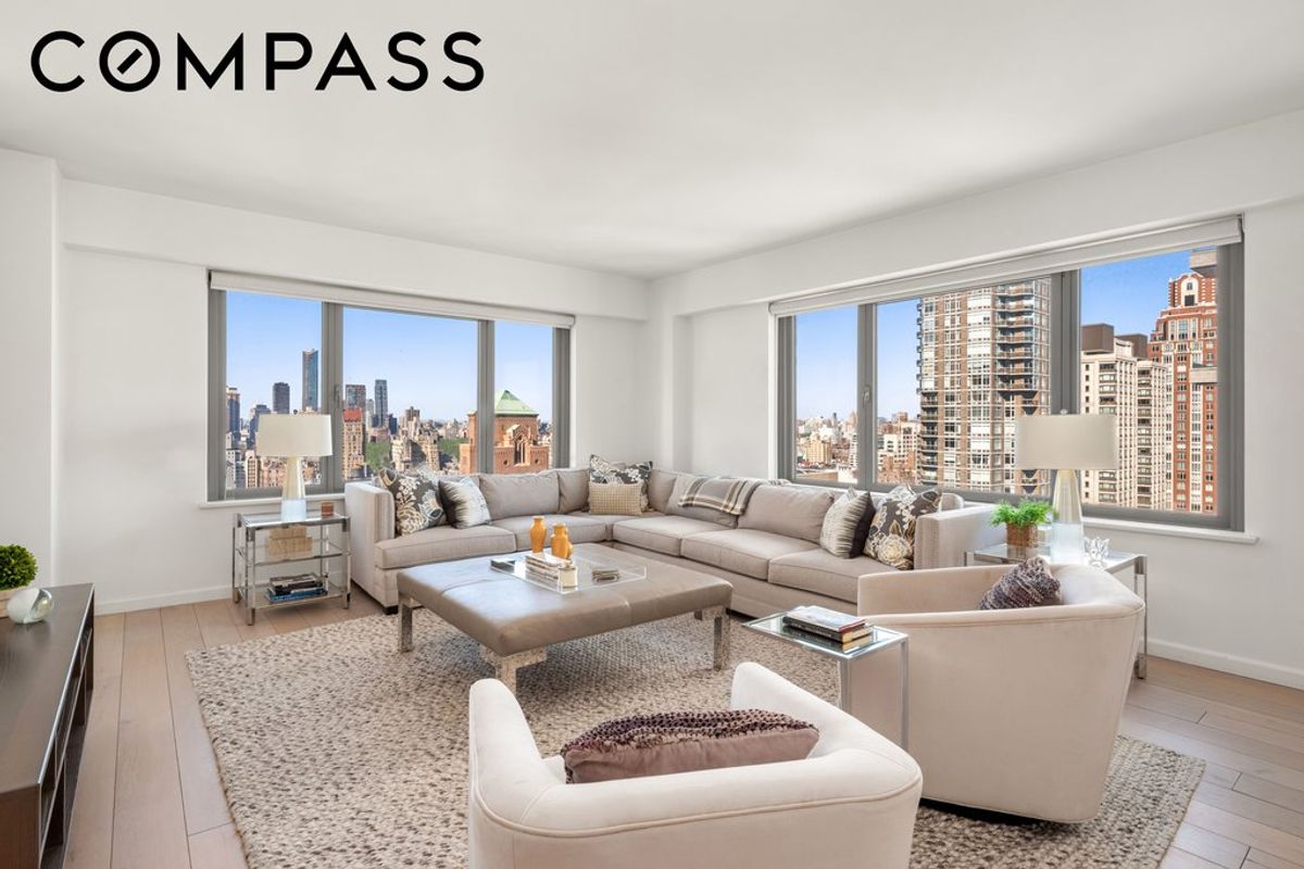 Photo for 200 East 62nd Street - 200 East 62nd Street Condominium in Upper East Side, Manhattan