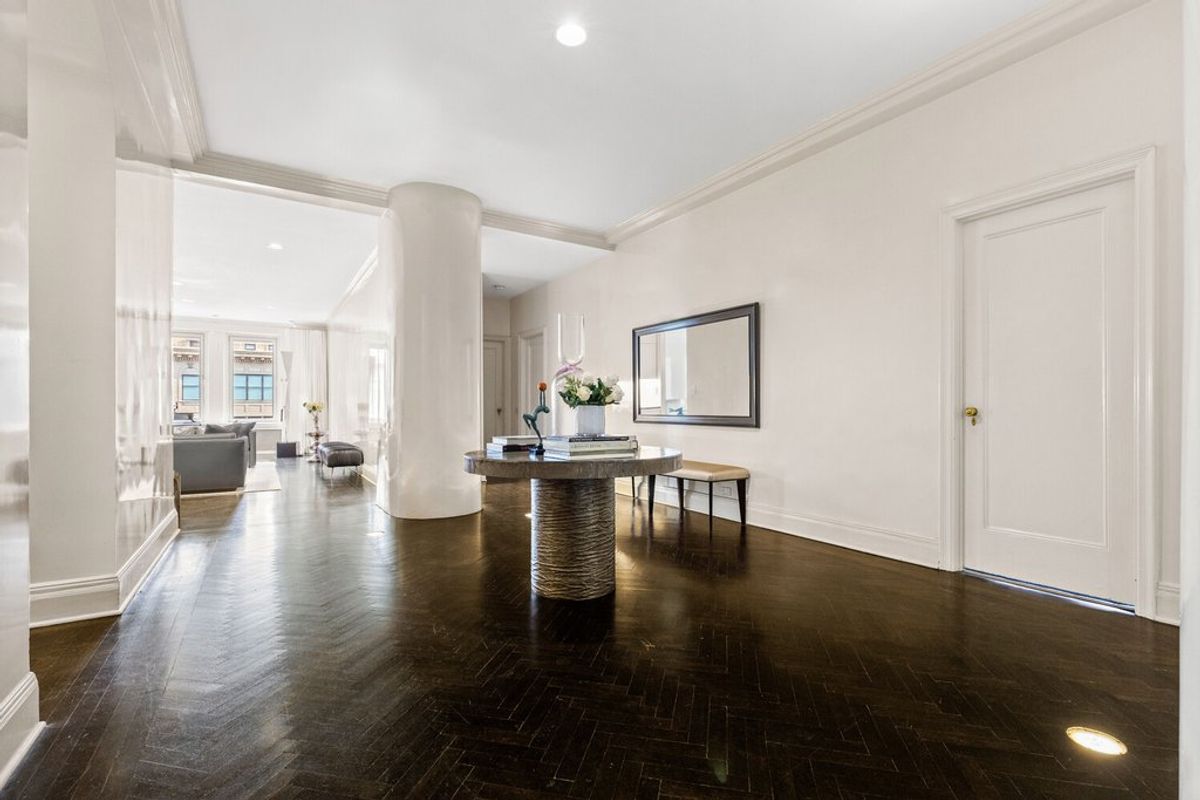 Photo for 480 PARK AVENUE - 480 Park Avenue Cooperative in Midtown East, Manhattan