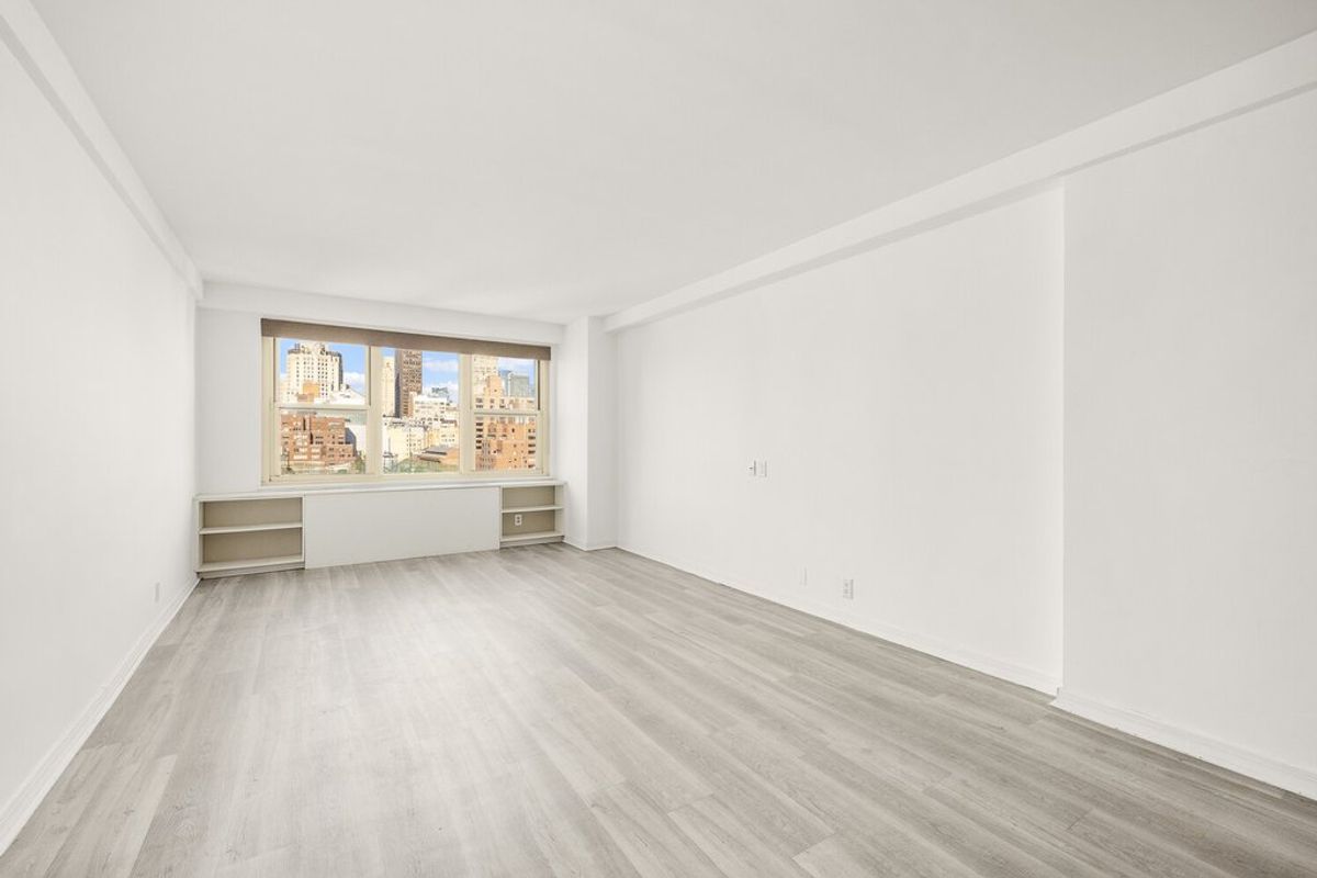 Photo for 305 East 24th Street - 305 East 24th Street Cooperative in Kips Bay, Manhattan