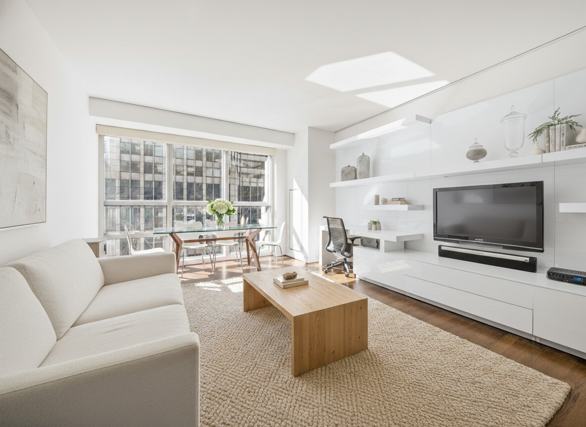 Photo for Metropolitan Tower - 146 West 57th Street Condominium in Midtown, Manhattan