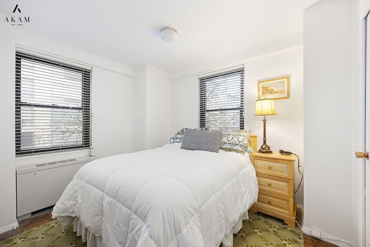 Photo for The Spruce Ridge House - 245 East 25th Street Cooperative in Kips Bay, Manhattan