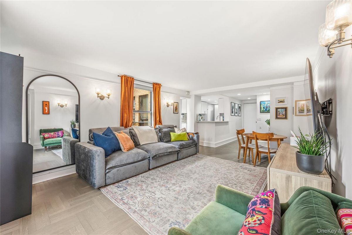 Photo for  111 East 88th Street  - 111 EAST 88 STREET Condominium in Upper East Side, Manhattan
