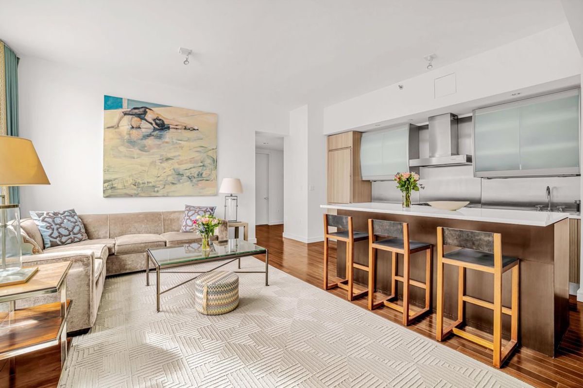 Photo for Zeckendorf Towers - 1 Irving Place Condominium in Union Square, Manhattan