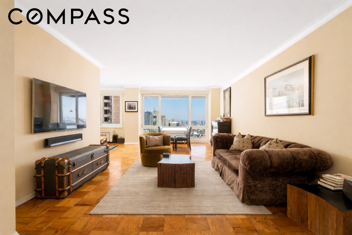 Photo for Park Regis - 50 East 89th Street Cooperative in Carnegie Hill, Manhattan