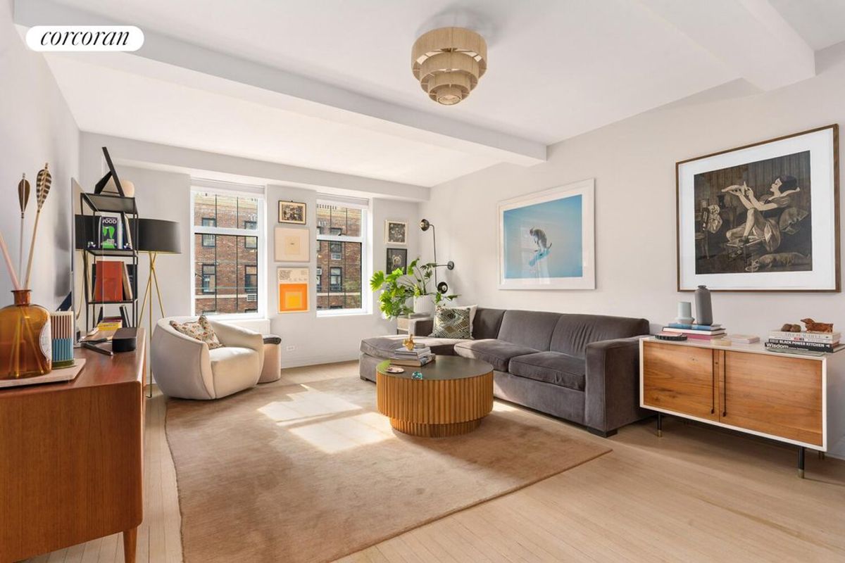 Photo for London Terrace Towers - 470 West 23rd Street Condominium in Chelsea, Manhattan