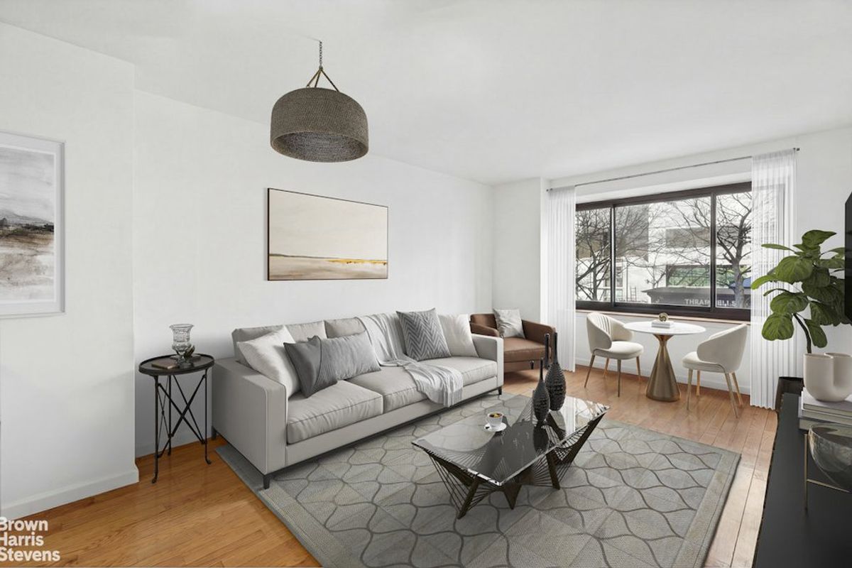 Photo for Hudson View West - 300 Albany Street Condominium in Battery Park City, Manhattan