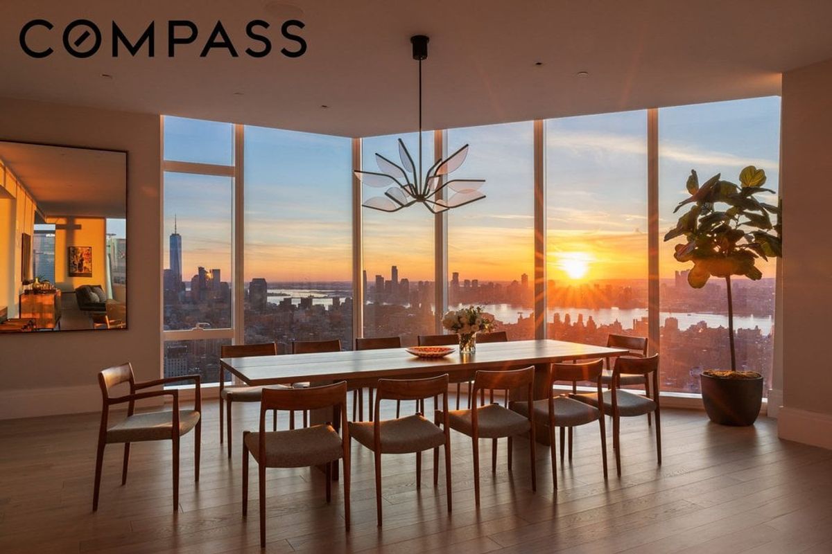 Photo for Madison Square Park Tower - 45 East 22nd Street Condominium in Flatiron, Manhattan