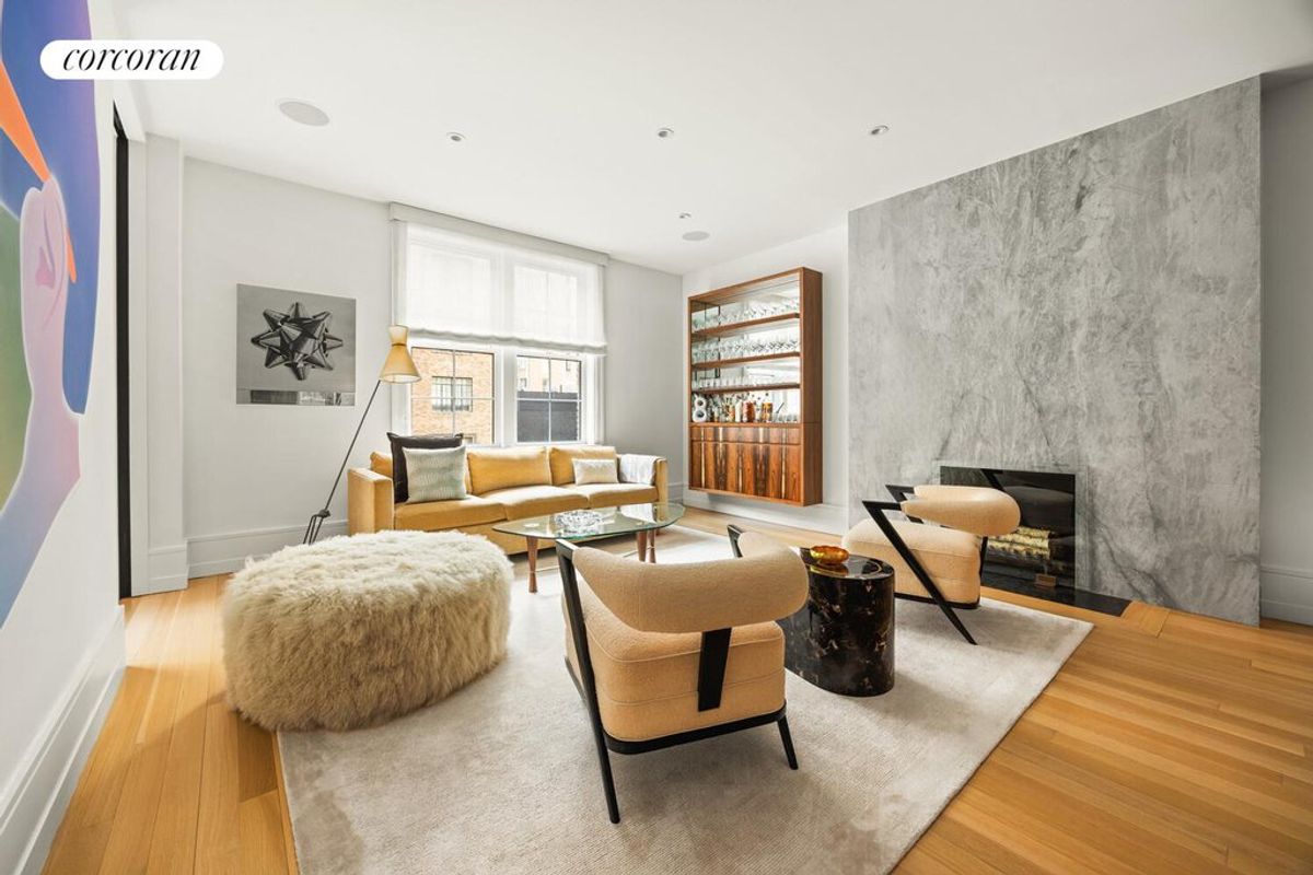 Photo for 850 PARK AVENUE - 850 Park Avenue Cooperative in Upper East Side, Manhattan