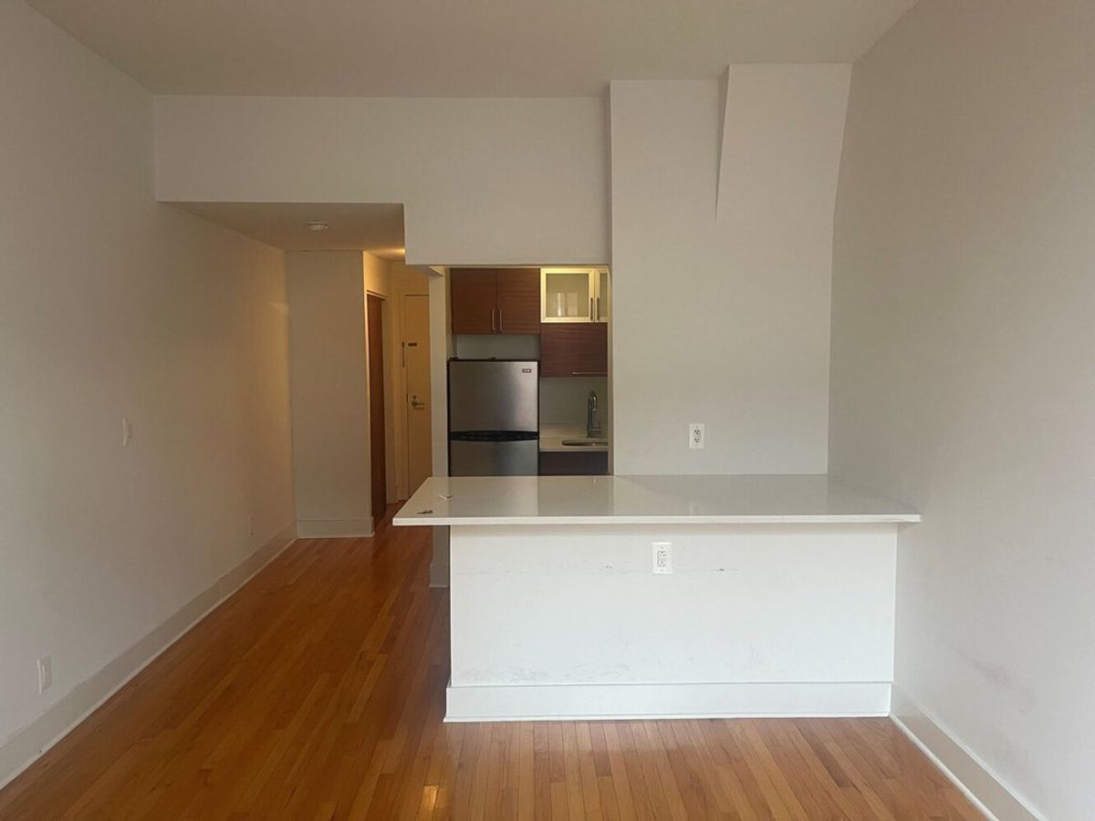 Photo for 184 Thompson Street - 184 Thompson Street Condominium in Greenwich Village, Manhattan
