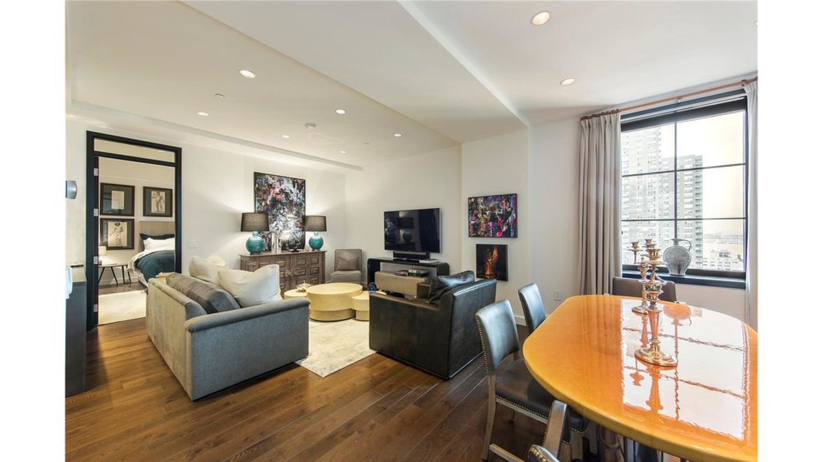 Photo for Stella Tower - 425 West 50th Street Condominium in Midtown West, Manhattan