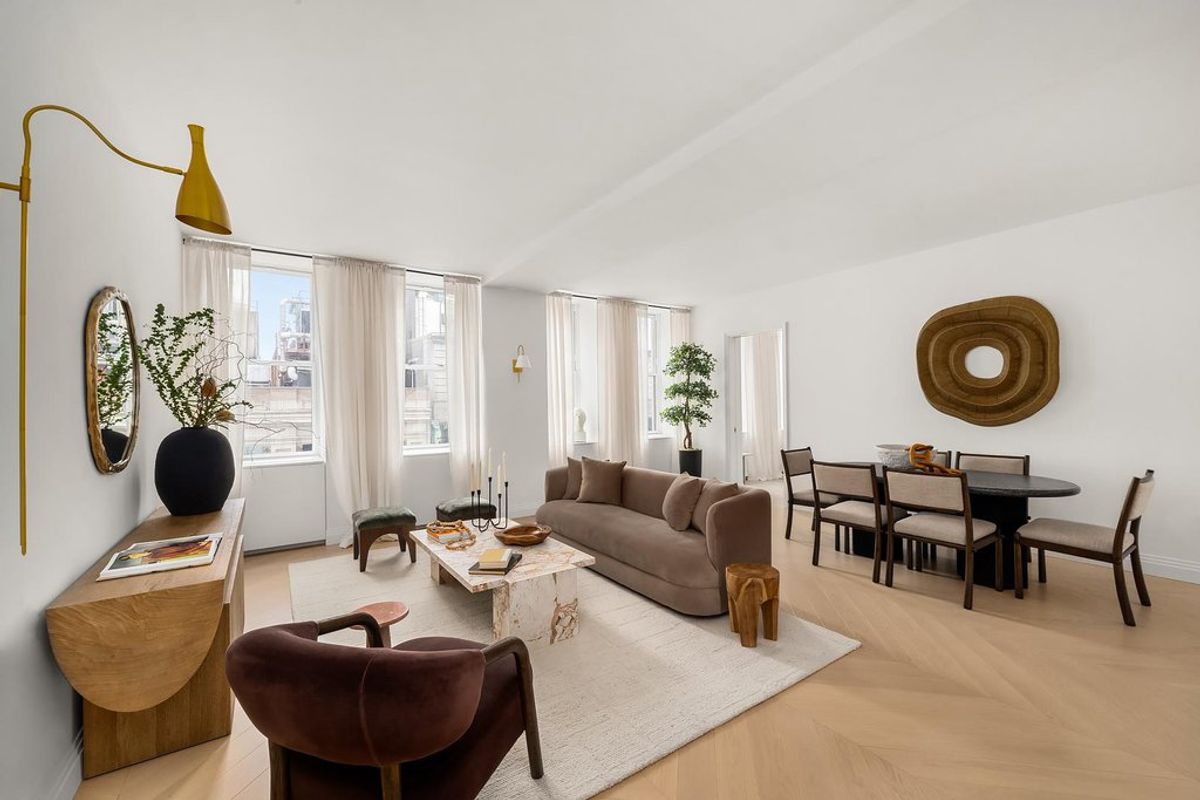 Photo for One Wall Street - 99-101 Wall Street Condominium in Financial District, Manhattan