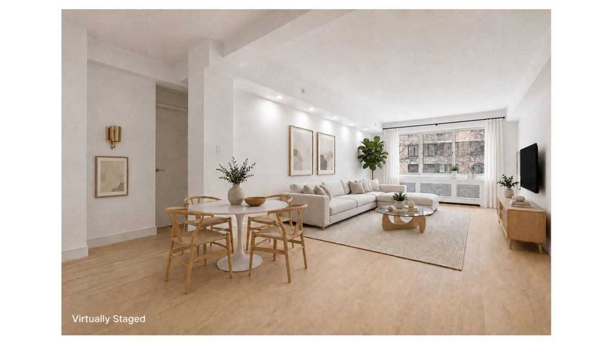 Photo for Executive House - 225 East 46th Street Condominium in Midtown East, Manhattan