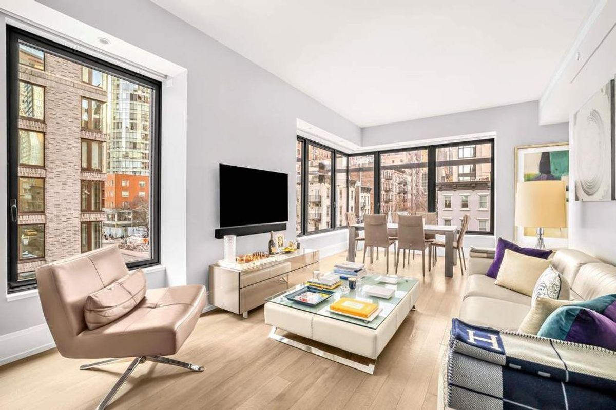 Photo for 301 East 50th Street - 301 East 50th Street Condominium in Turtle Bay, Manhattan