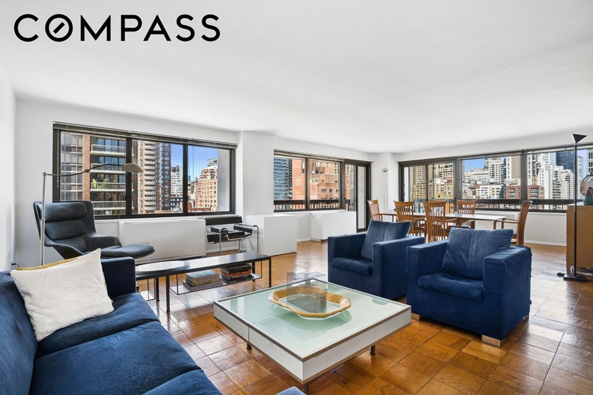Photo for The Landmark - 300 East 59th Street Cooperative in Sutton Place, Manhattan
