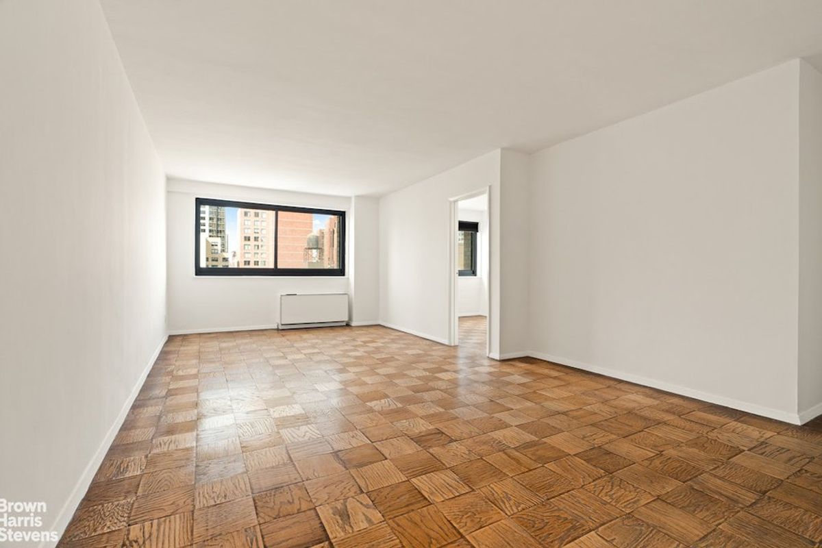 Photo for East River Tower - 1725 York Avenue Cooperative in Upper East Side, Manhattan